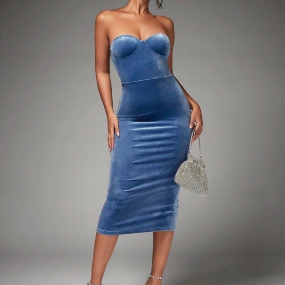 SHEIN BAE Strapless Blue Velvet Dress